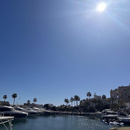 Studio On The Beach Front Malaga Bagian luar foto