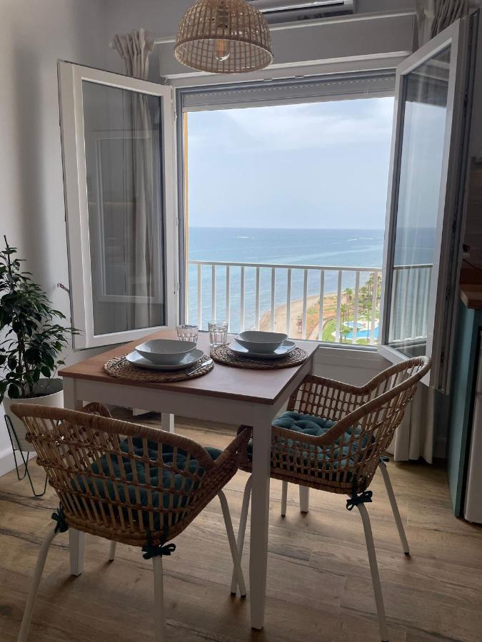 Studio On The Beach Front Malaga Bagian luar foto