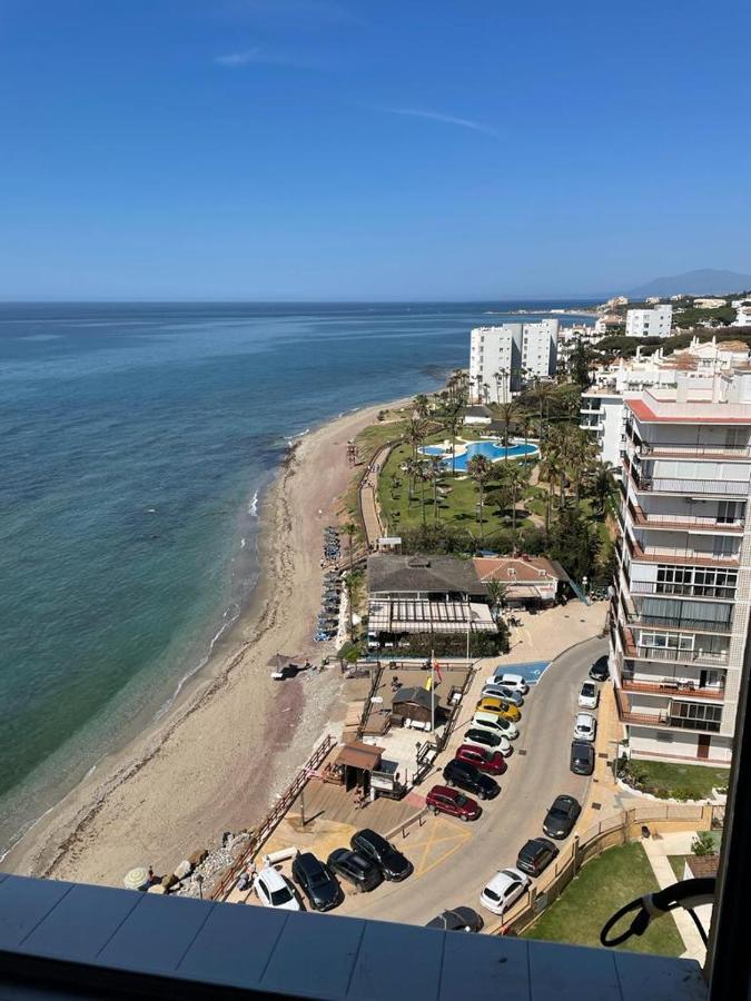 Studio On The Beach Front Apartment Malaga Bagian luar foto