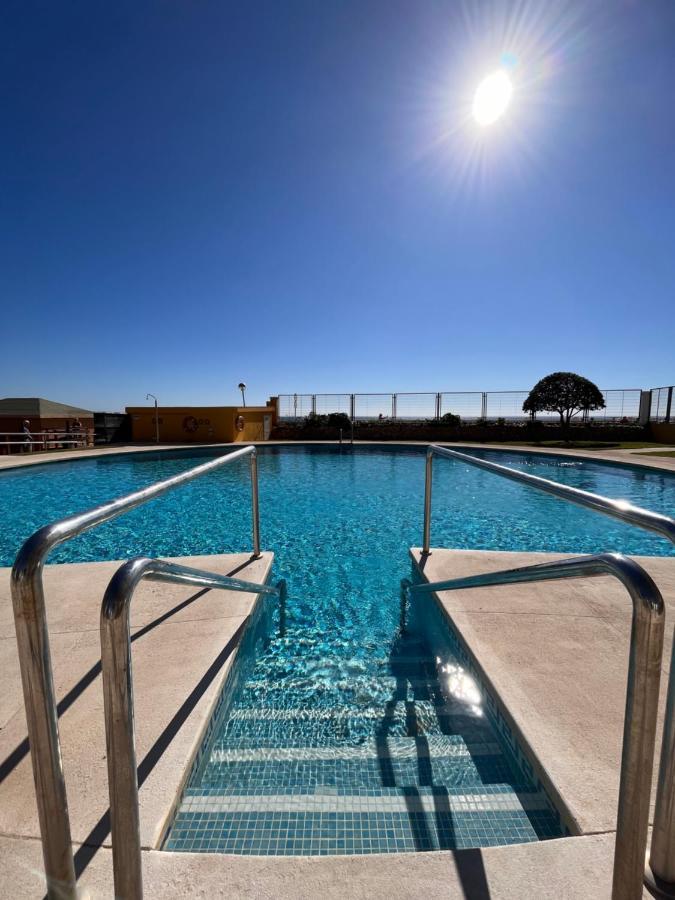 Studio On The Beach Front Malaga Bagian luar foto