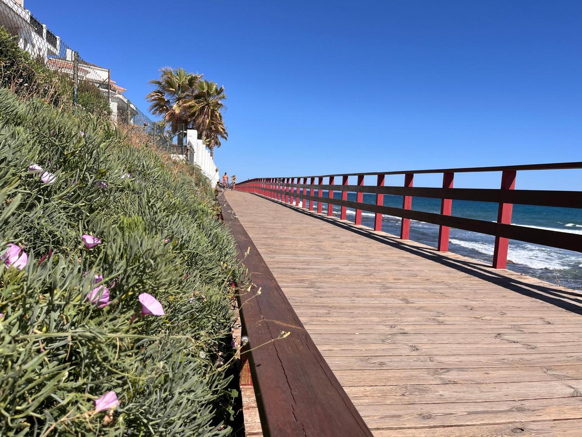 Studio On The Beach Front Apartment Malaga Bagian luar foto